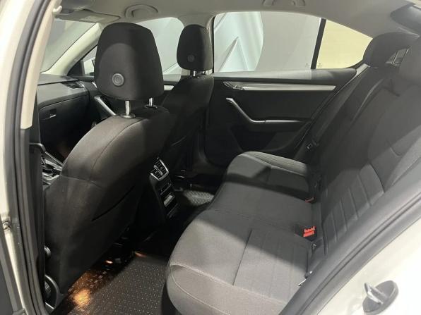 Skoda Octavia III (A7) с пробегом 2016 года, цена 1 485 000 рублей, 113487 км, лифтбек, Автокод Объявления