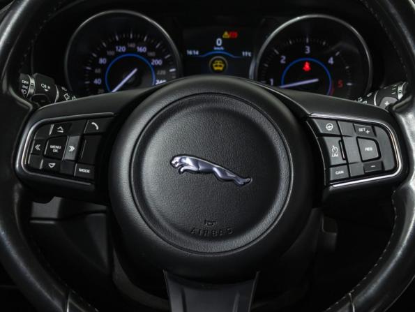 Jaguar XF II с пробегом 2018 года, цена 2 149 000 рублей, 104834 км, седан, Автокод Объявления