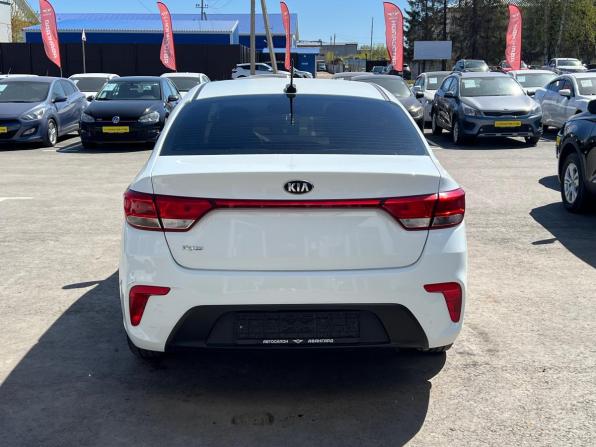 Kia Rio IV с пробегом 2019 года, цена 1 300 000 рублей, 90114 км, седан, Автокод Объявления