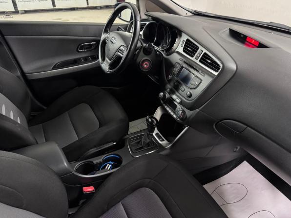 Kia Ceed II с пробегом 2014 года, цена 1 194 000 рублей, 93400 км, хэтчбек, Автокод Объявления