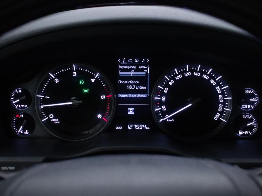 Toyota Land Cruiser 200 Series Рестайлинг 2 Москва  - изображение 12