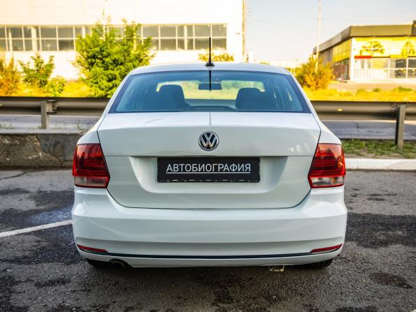 Volkswagen Polo V Рестайлинг с пробегом 2018 года, цена 798 000 рублей, 92294 км, седан, Автокод Объявления