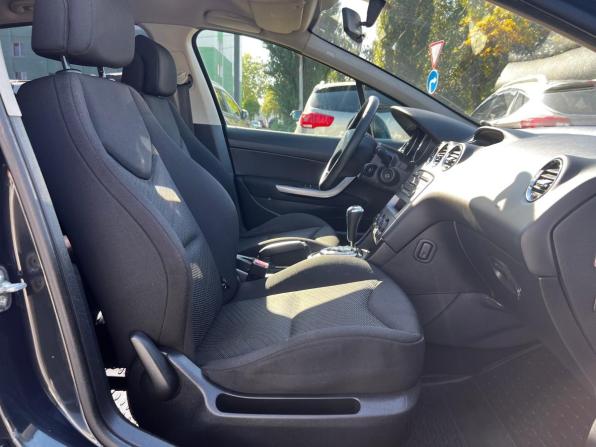 Peugeot 308 I с пробегом 2009 года, цена 365 000 рублей, 198327 км, хэтчбек, Автокод Объявления