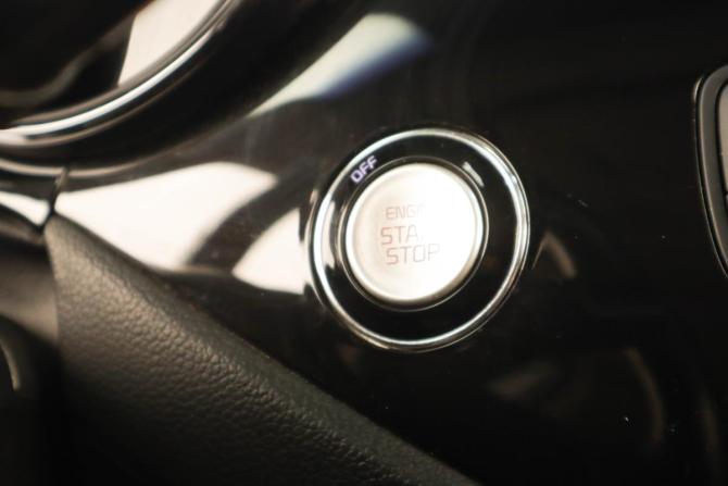 Kia Ceed II с пробегом 2015 года, цена 1 349 000 рублей, 150000 км, хэтчбек, Автокод Объявления
