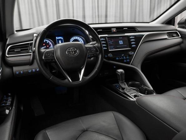 Toyota Camry VIII (XV70) с пробегом 2020 года, цена 3 050 000 рублей, 79174 км, седан, Автокод Объявления