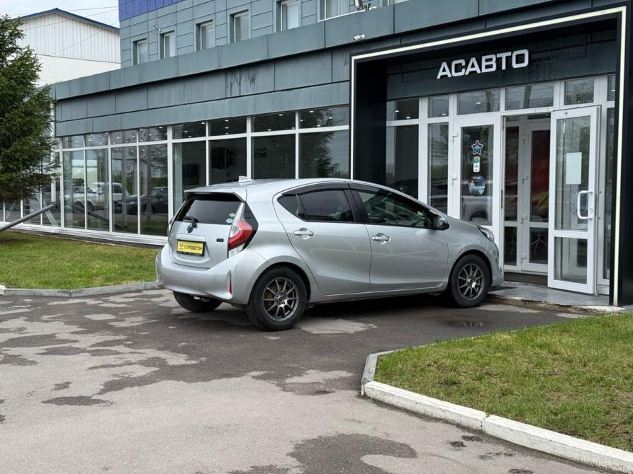 Toyota Aqua I Рестайлинг Энгельс  - изображение 8