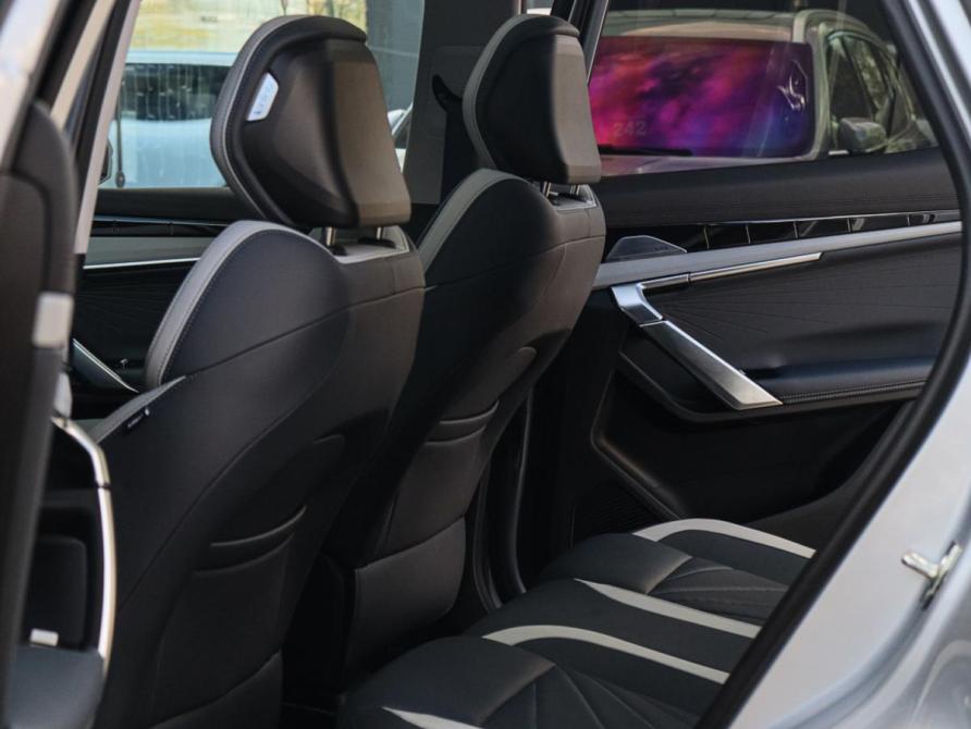 Geely Atlas II Москва  - изображение 8