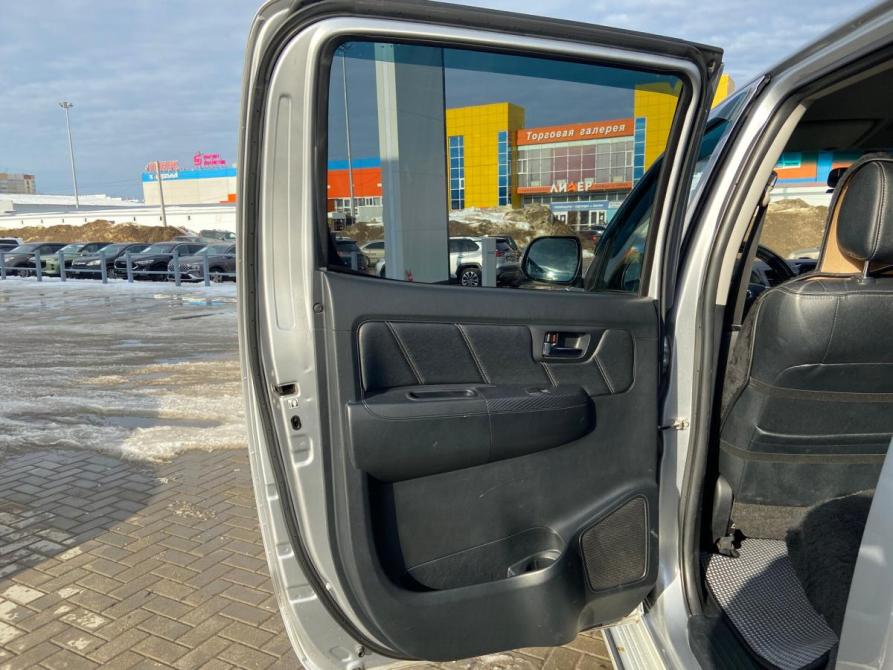 Toyota Hilux VII Рестайлинг Сыктывкар  - изображение 11