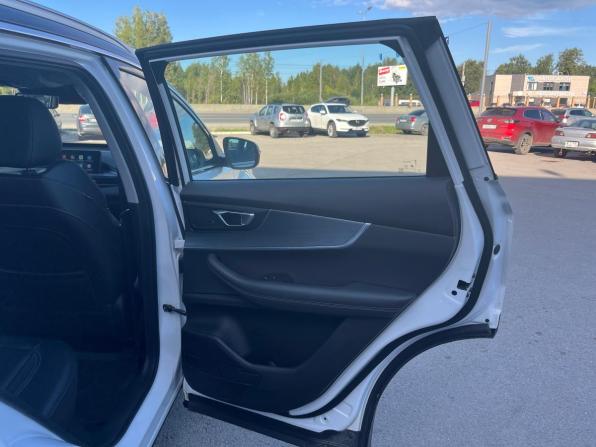 Chery Tiggo 7 Pro Plug-in Hybrid с пробегом 2023 года, цена 2 694 000 рублей, 41000 км, внедорожник, Автокод Объявления