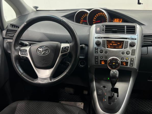 Toyota Verso I с пробегом 2010 года, цена 989 000 рублей, 288000 км, компактвэн, Автокод Объявления