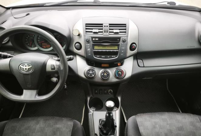 Toyota RAV4 III (XA30) Рестайлинг с пробегом 2012 года, цена 1 255 000 рублей, 139022 км, внедорожник, Автокод Объявления