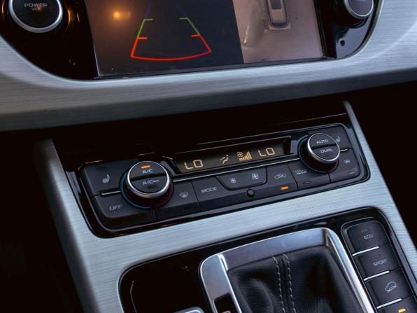 Geely Atlas I с пробегом 2021 года, цена 1 515 000 рублей, 98789 км, внедорожник, Автокод Объявления