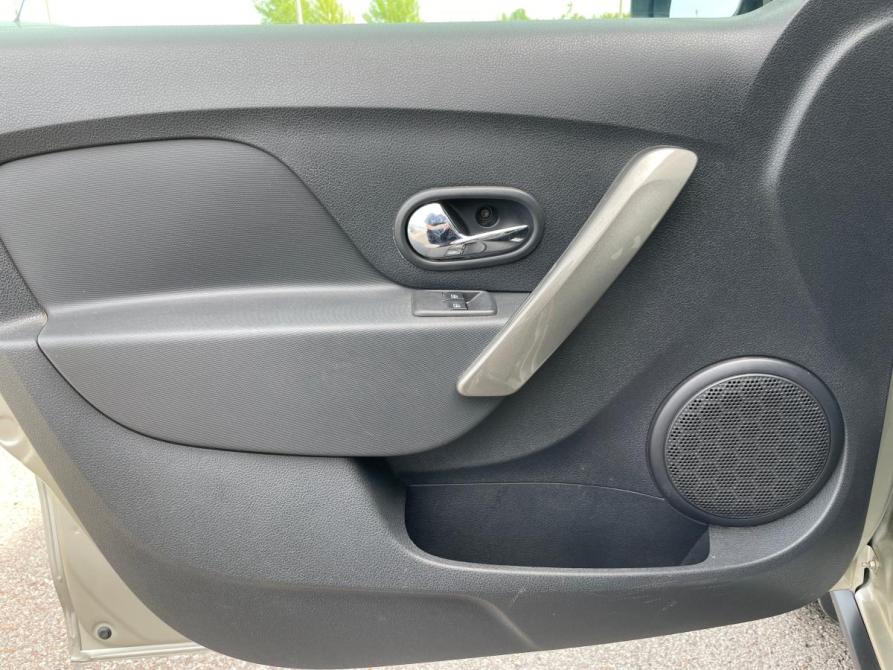 Renault Sandero II Рестайлинг Стерлитамак  - изображение 16