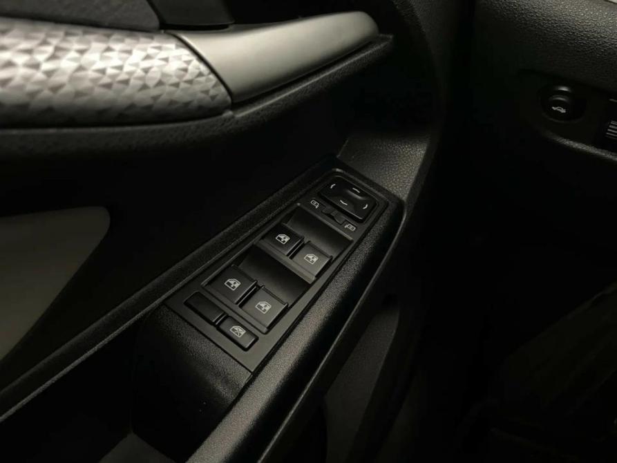 Lada (ВАЗ) Vesta I Псков  - изображение 17
