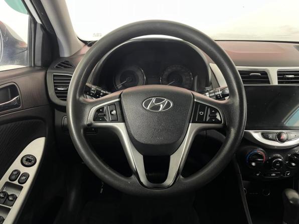 Hyundai Solaris I с пробегом 2013 года, цена 699 000 рублей, 164000 км, седан, Автокод Объявления