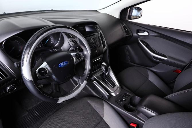 Ford Focus III с пробегом 2013 года, цена 1 049 000 рублей, 110879 км, хэтчбек, Автокод Объявления