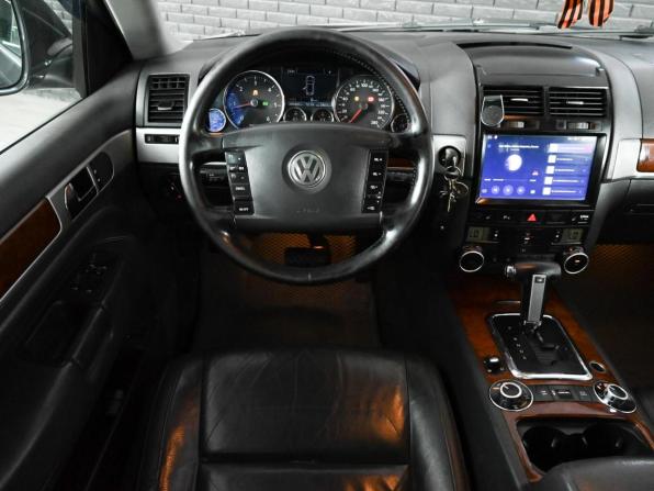 Volkswagen Touareg I Рестайлинг с пробегом 2008 года, цена 1 100 000 рублей, 295407 км, внедорожник, Автокод Объявления