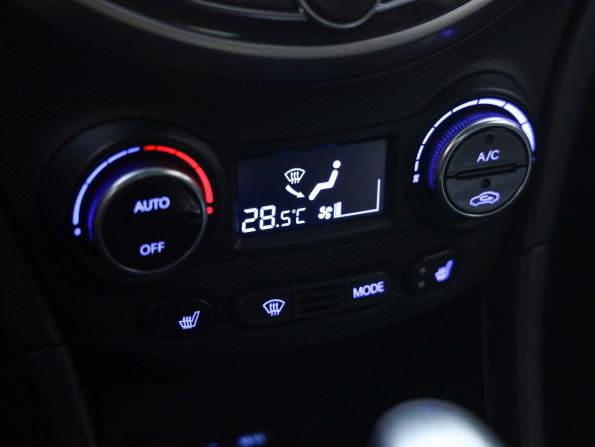 Hyundai Solaris I Рестайлинг с пробегом 2014 года, цена 739 777 рублей, 215394 км, седан, Автокод Объявления