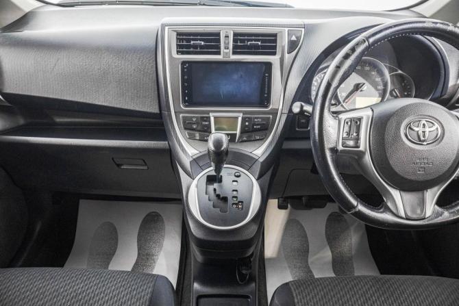 Toyota Ractis II с пробегом 2011 года, цена 849 000 рублей, 163000 км, хэтчбек, Автокод Объявления