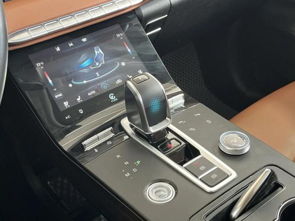 Chery Tiggo 8 Pro Max I с пробегом 2023 года, цена 2 399 000 рублей, 41459 км, внедорожник, Автокод Объявления