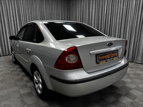 Ford Focus II с пробегом 2005 года, цена 390 000 рублей, 275437 км, седан, Автокод Объявления