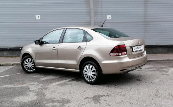 Volkswagen Polo V Рестайлинг с пробегом 2020 года, цена 1 139 000 рублей, 113546 км, седан, Автокод Объявления