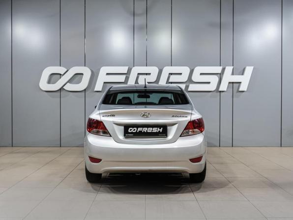 Hyundai Solaris I с пробегом 2012 года, цена 799 000 рублей, 221714 км, седан, Автокод Объявления