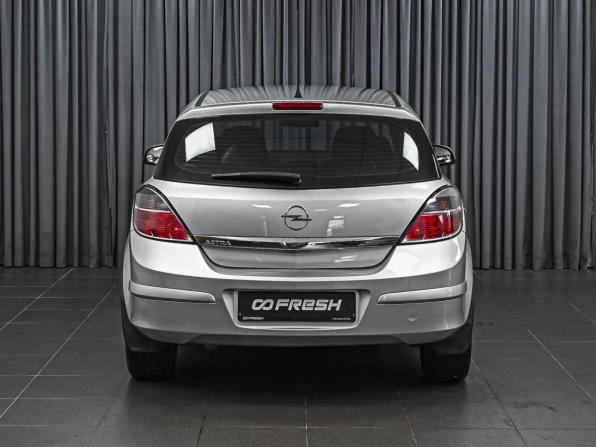 Opel Astra H Рестайлинг с пробегом 2012 года, цена 689 000 рублей, 140270 км, хэтчбек, Автокод Объявления