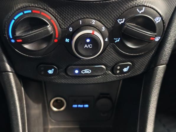 Hyundai Solaris I с пробегом 2014 года, цена 694 000 рублей, 221930 км, седан, Автокод Объявления