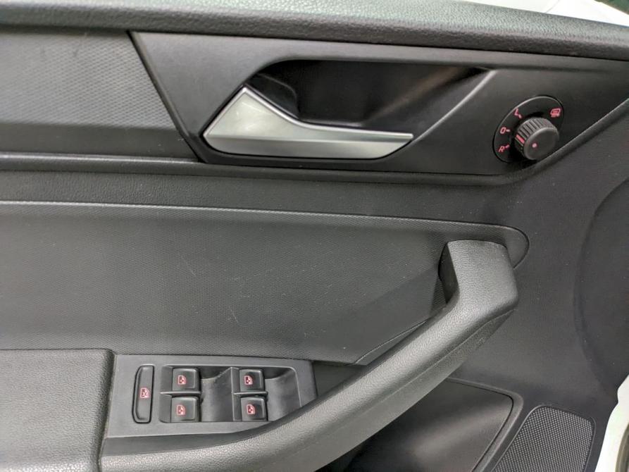 Volkswagen Polo VI Москва  - изображение 11