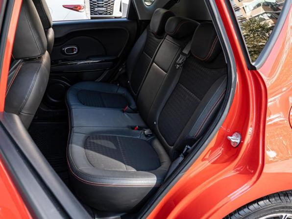 Kia Soul II Рестайлинг с пробегом 2017 года, цена 1 690 000 рублей, 45402 км, хэтчбек, Автокод Объявления