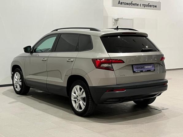 Skoda Karoq I с пробегом 2021 года, цена 2 420 000 рублей, 134017 км, внедорожник, Автокод Объявления