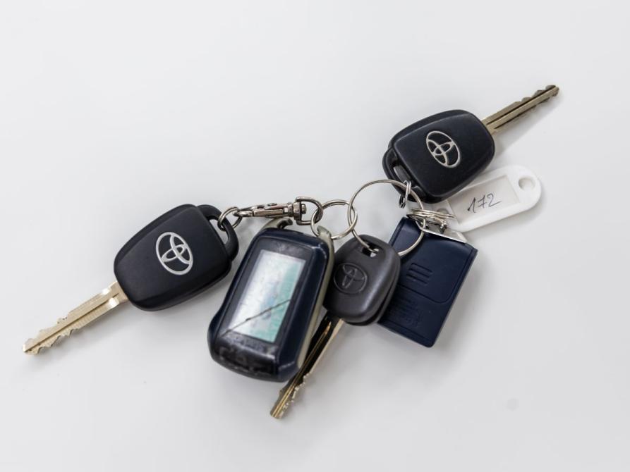 Toyota RAV4 IV (XA40) Волгоград  - изображение 37