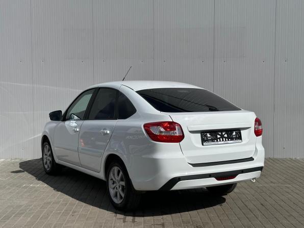 Lada (ВАЗ) Granta I Рестайлинг с пробегом 2022 года, цена 820 000 рублей, 26341 км, хэтчбек, Автокод Объявления