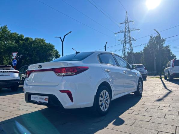 Kia Rio IV с пробегом 2017 года, цена 1 213 700 рублей, 125593 км, седан, Автокод Объявления