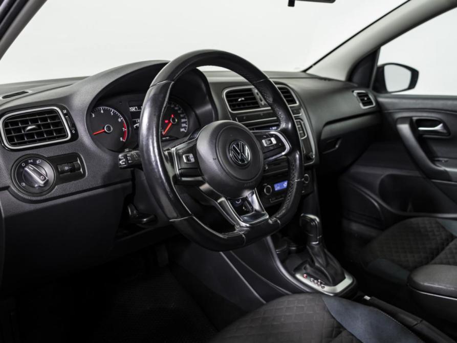 Volkswagen Polo V Рестайлинг Москва  - изображение 9