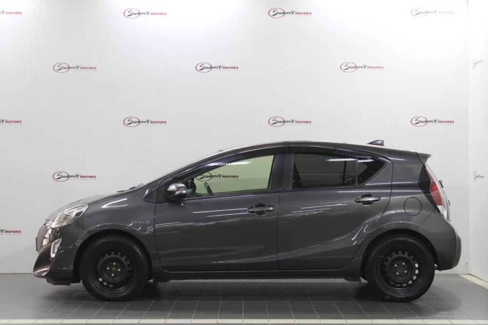 Toyota Aqua I Рестайлинг Владивосток  - изображение 9