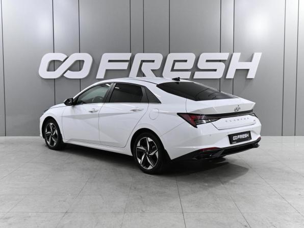 Hyundai Elantra VII (CN7) с пробегом 2022 года, цена 2 499 000 рублей, 38593 км, седан, Автокод Объявления