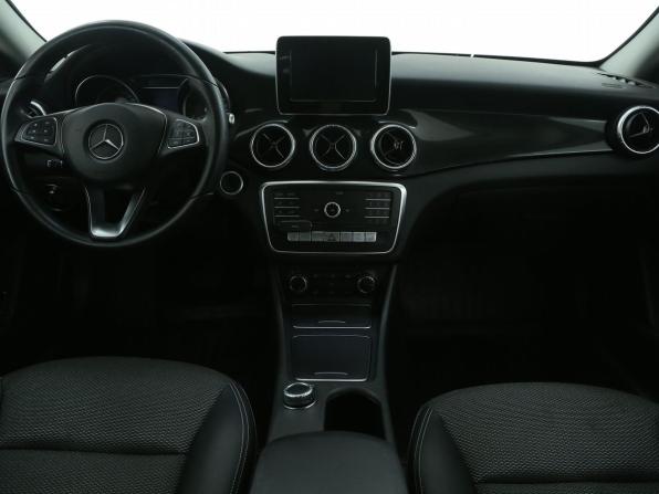 Mercedes-Benz CLA I (C117 X117) Рестайлинг с пробегом 2016 года, цена 1 793 000 рублей, 129500 км, седан, Автокод Объявления