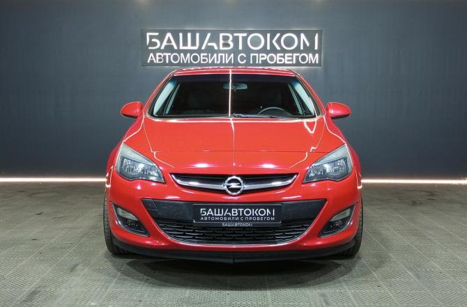 Opel Astra J Рестайлинг с пробегом 2012 года, цена 920 000 рублей, 220580 км, седан, Автокод Объявления