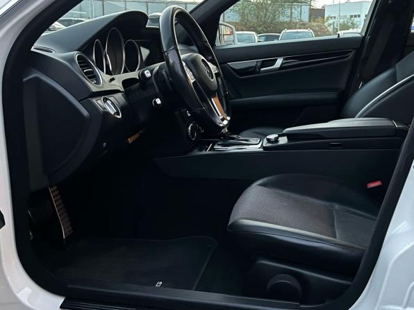 Mercedes-Benz C-Класс III (W204) Рестайлинг с пробегом 2013 года, цена 1 737 000 рублей, 213721 км, седан, Автокод Объявления