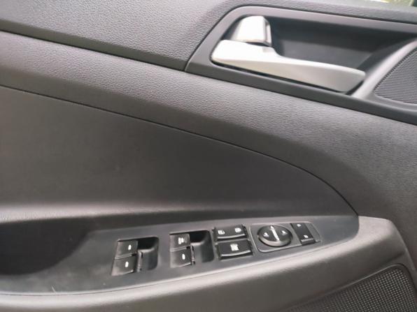 Hyundai Tucson III Рестайлинг с пробегом 2018 года, цена 2 205 000 рублей, 156843 км, внедорожник, Автокод Объявления