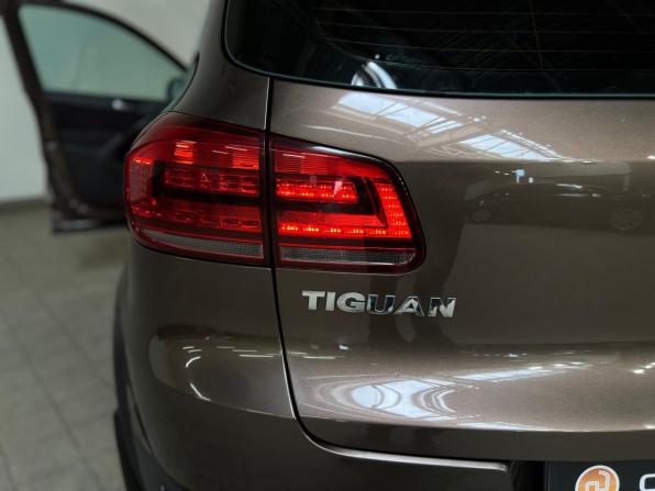 Volkswagen Tiguan I Рестайлинг с пробегом 2016 года, цена 1 545 000 рублей, 133274 км, внедорожник, Автокод Объявления