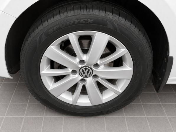 Volkswagen Jetta VI с пробегом 2013 года, цена 825 000 рублей, 206351 км, седан, Автокод Объявления