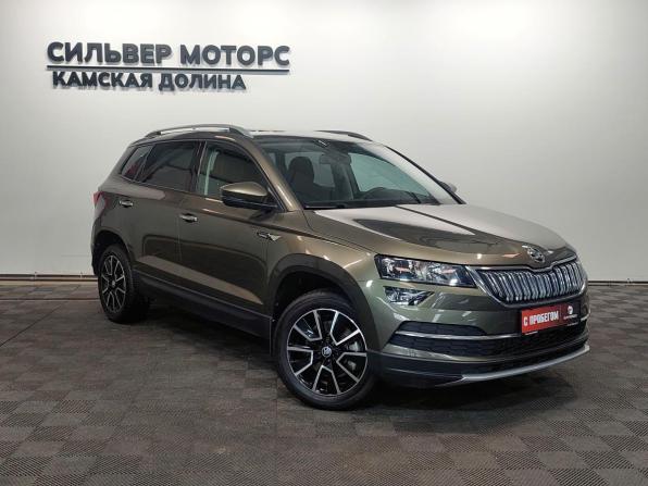Skoda Karoq I с пробегом 2020 года, цена 2 355 000 рублей, 66800 км, внедорожник, Автокод Объявления