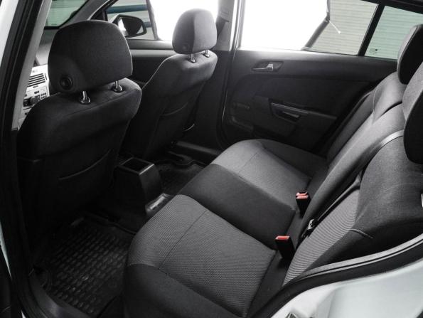 Opel Astra H Рестайлинг с пробегом 2011 года, цена 634 000 рублей, 122140 км, хэтчбек, Автокод Объявления