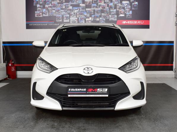 Toyota Yaris IV с пробегом 2020 года, цена 1 385 995 рублей, 69190 км, хэтчбек, Автокод Объявления