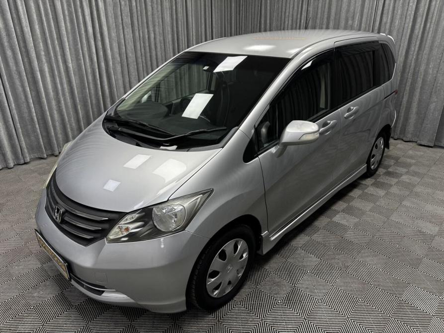 Honda Freed I Стерлитамак  - изображение 8