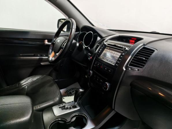 Kia Sorento II с пробегом 2012 года, цена 1 477 900 рублей, 181294 км, внедорожник, Автокод Объявления