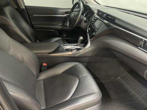 Toyota Camry VIII (XV70) с пробегом 2019 года, цена 2 399 000 рублей, 193583 км, седан, Автокод Объявления